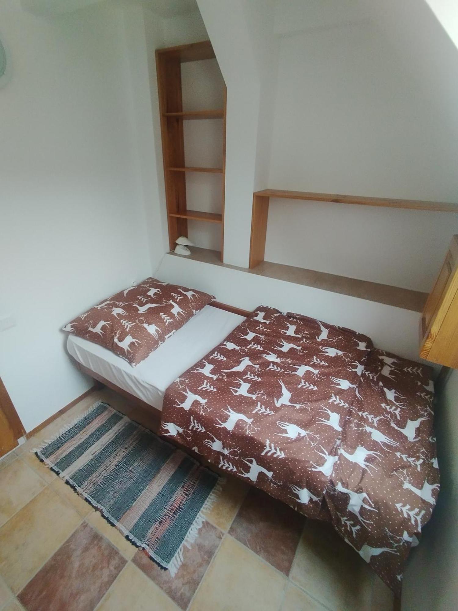 Drevenica U Holtana Apartment โอสชานิดซา ภายนอก รูปภาพ