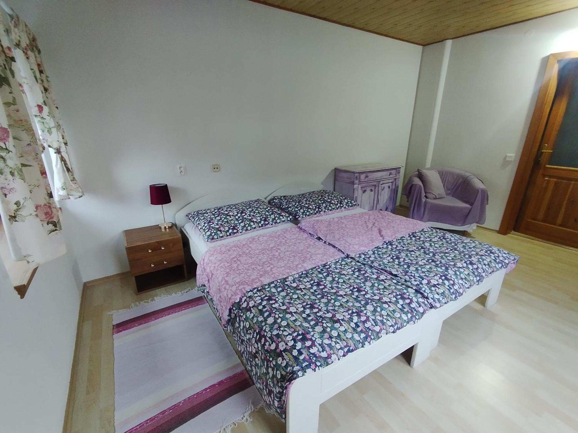 Drevenica U Holtana Apartment โอสชานิดซา ภายนอก รูปภาพ